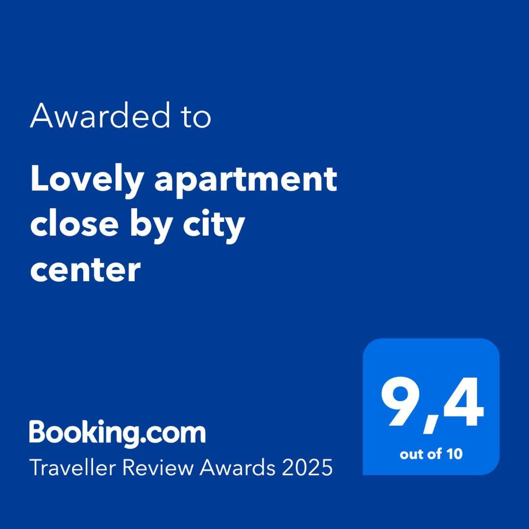 Lovely Apartment Close By City Center Малага Екстер'єр фото